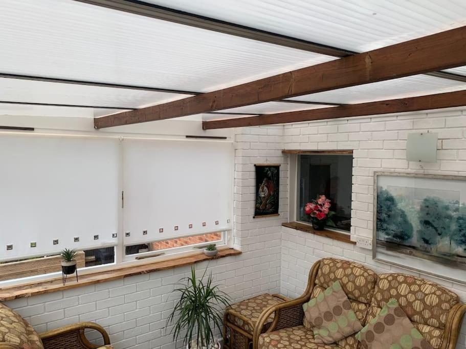 Mikes At Menai - Stylish & Spacious 3 Bed House In Menai Bridge. 外观 照片