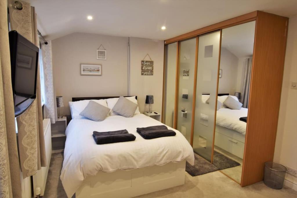 Mikes At Menai - Stylish & Spacious 3 Bed House In Menai Bridge. 外观 照片